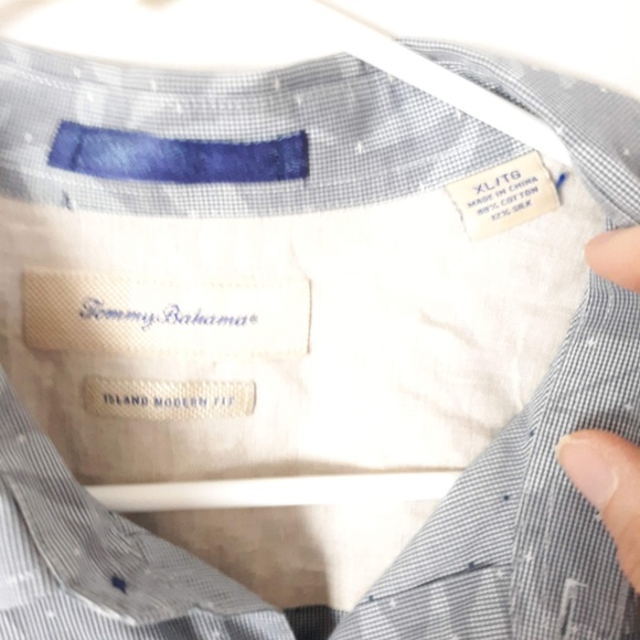 Tommy Bahamas Mens XL Button Down Gray Shirt - Picture 3 of 5